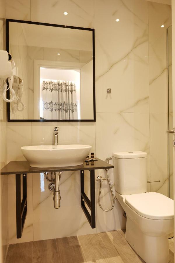 Lumi Hotel ساراندا المظهر الخارجي الصورة